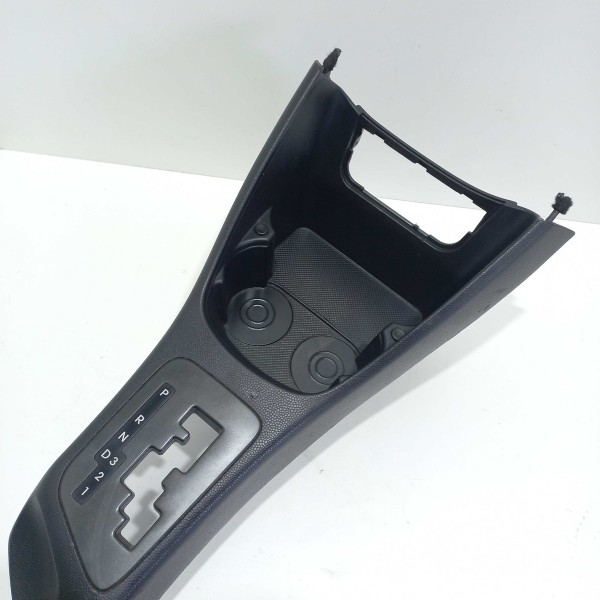 Acabamento Console Central Kia Picanto Automático 2012