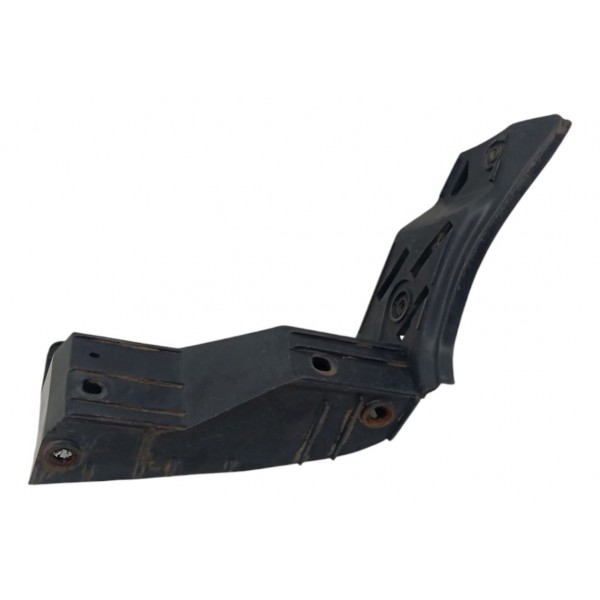 Guia Parachoque Traseiro Direito Volkswagen Polo 2004 2005