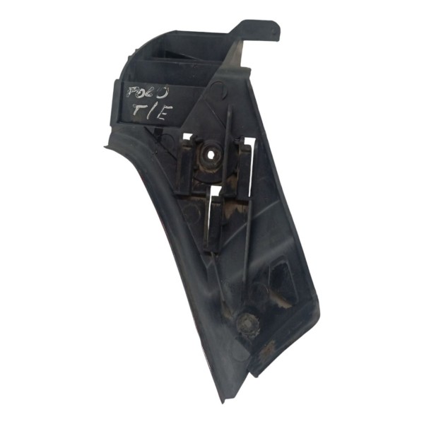 Guia Parachoque Traseiro Esquerdo Volkswagen Polo 2004 2005