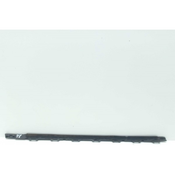 Pestana Dianteira Esquerda Peugeot 208 Preto