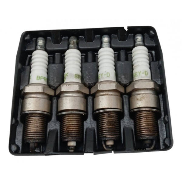 Jogo Velas Ignição Ngk Bpr6y-d