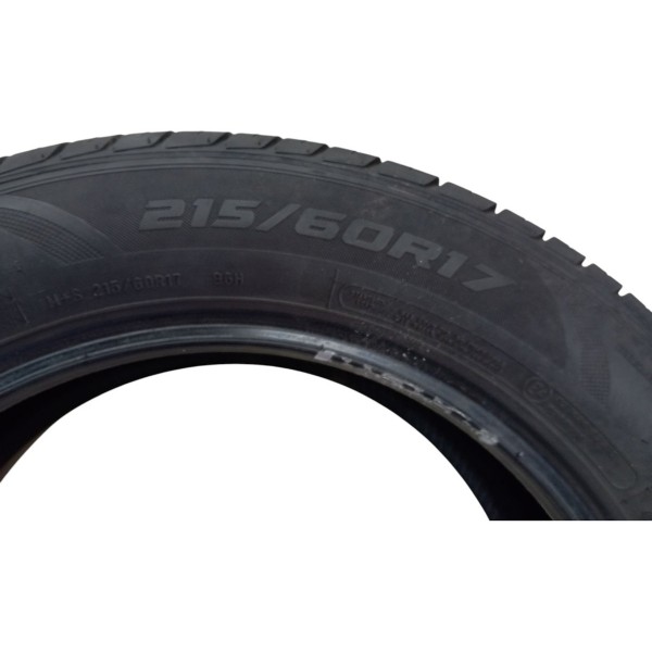 Pneu 215/60-17 Hicity Hit