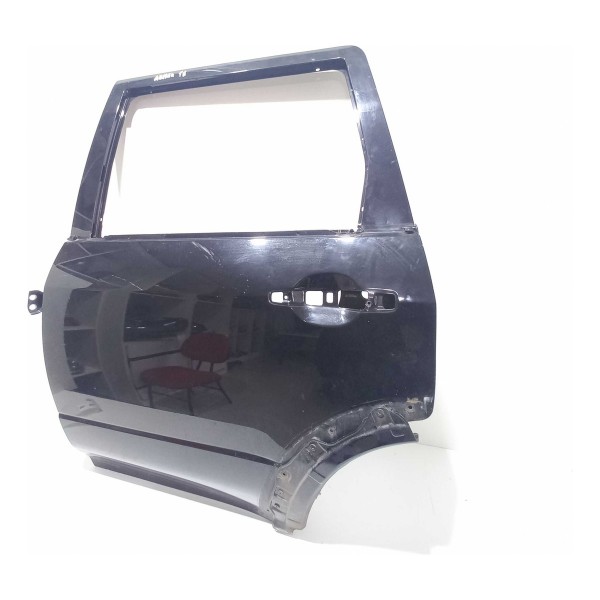 Porta Traseira Esquerda Mitsubishi Airtrek Detalhes Preto Traseira Esquerdo