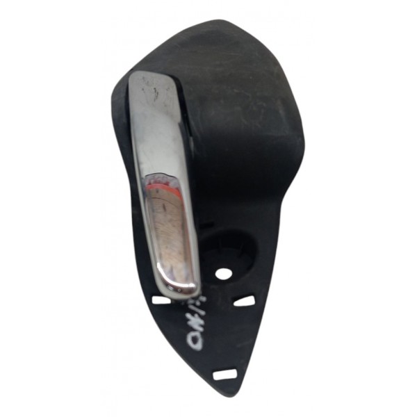 Maçaneta Interna Dianteira Esquerda Gm Onix 2015 2016 2017 Prateado Dianteira