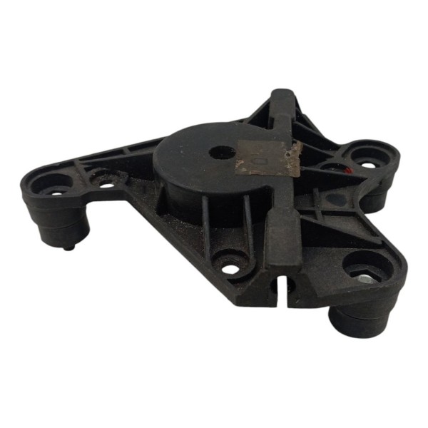 Suporte Roldana Dianteira Direito Fiat Palio Strada 2010