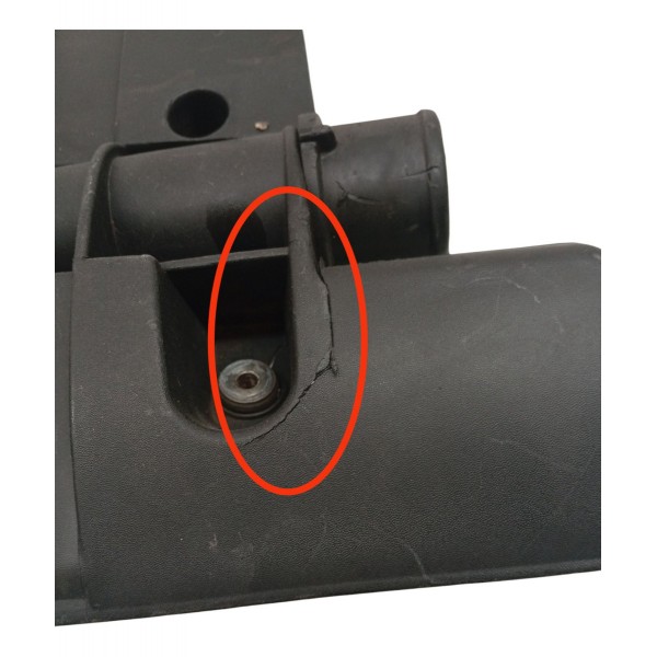 Capa Tampa Motor Fiat Uno Mille 1.0 2010 2011 Detalhe