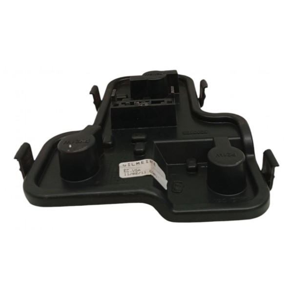 Circuito Soquete Lanterna Esquerda Fiat Uno 2010 2011