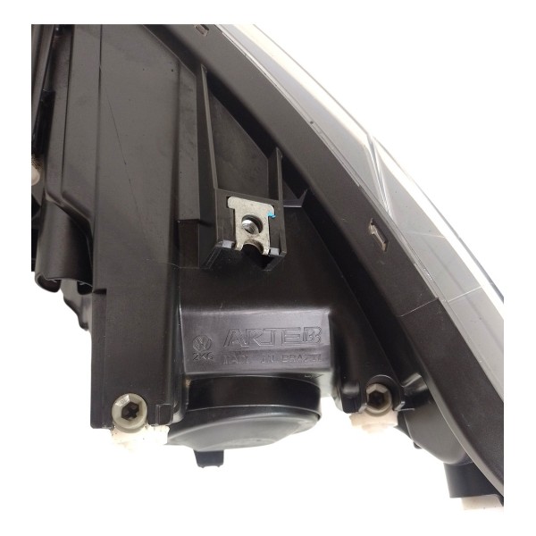 Farol Direito Volkswagen Fox 2017 Direito