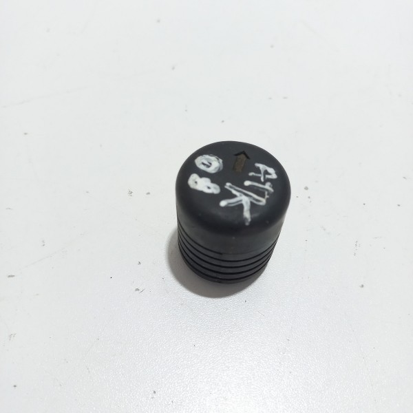 Batente Capô Mitsubishi Airtrek