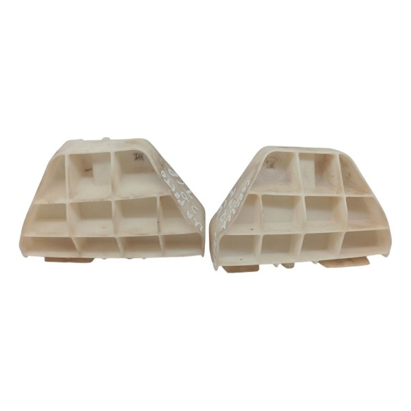 Suporte Guia Parachoque Traseiro Toyota Corolla 2013 2014