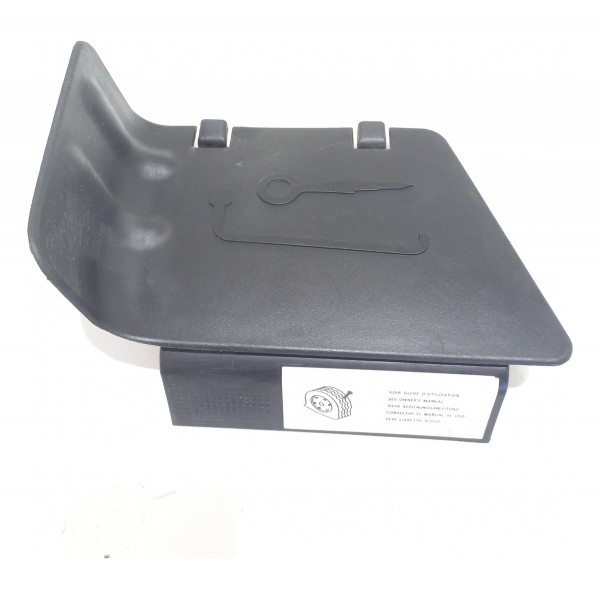 Acabamento Tampa Acesso Kit Ferramentas Peugeot 307 Sw