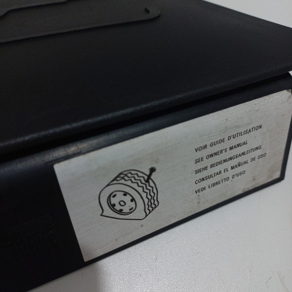 Acabamento Tampa Acesso Kit Ferramentas Peugeot 307 Sw