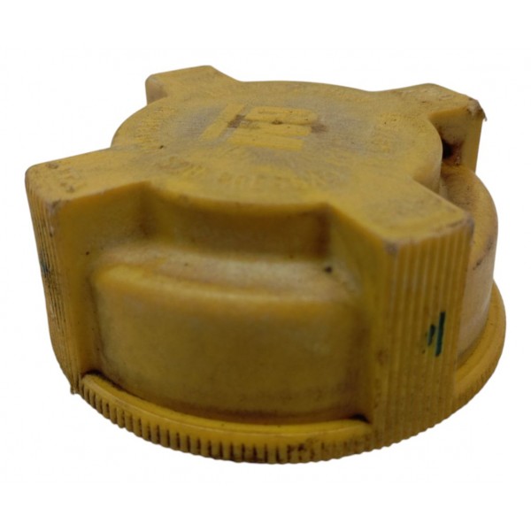 Tampa Radiador Chevrolet Celta 2002 2003 2004