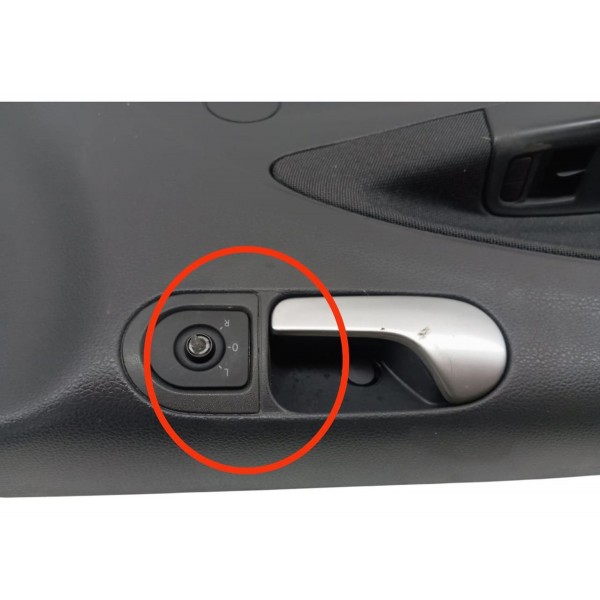 Forro Porta Dianteiro Esquerdo Volkswagen Gol G6 2015 2016