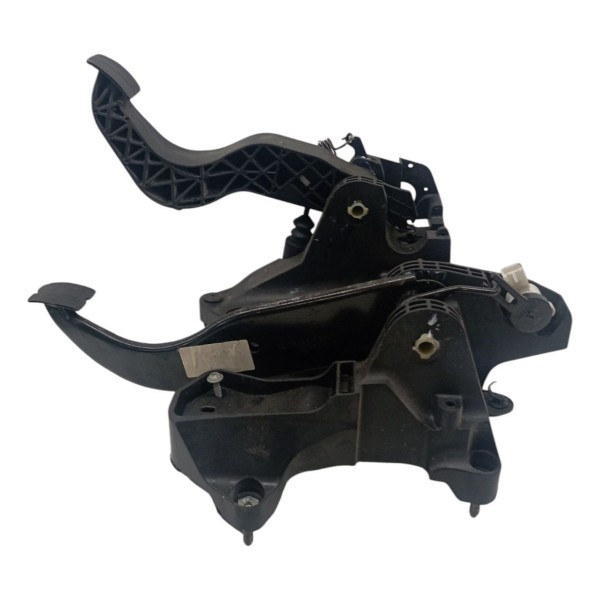 Pedaleira Pedal Freio Embreagem Gm Onix Prisma Manual 2015