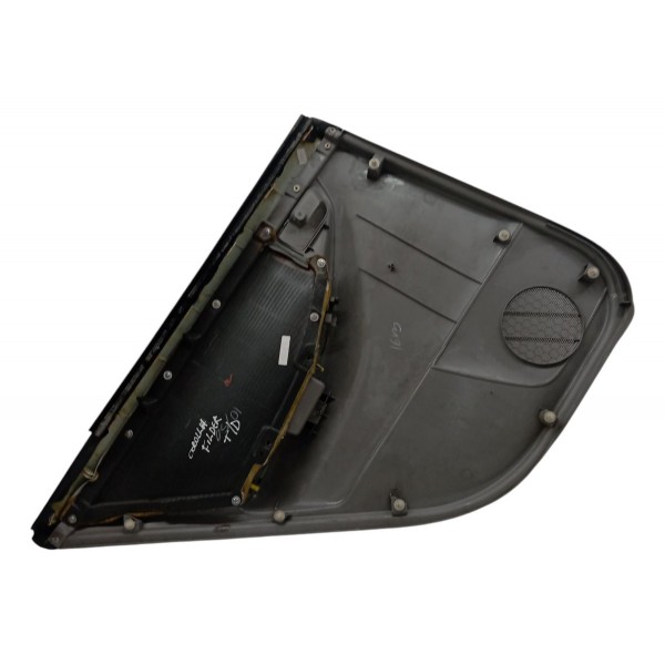 Forro Porta Traseira Direita Toyota Fielder 2006 Detalhe