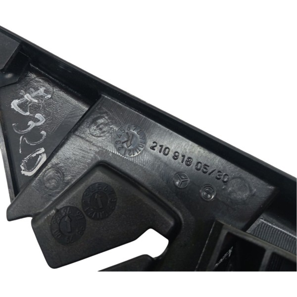 Moldura Banco Dianteiro Esquerdo Mercedes E320 97 98 99 2000 Preto