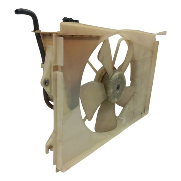 Defletor Ventoinha Ar Condicionado  Fielder 2006 Detalhe