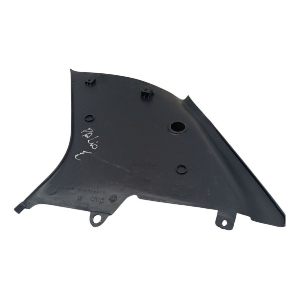 Moldura Superior Traseira Esquerda Fiat Palio 1.6 2014 2015