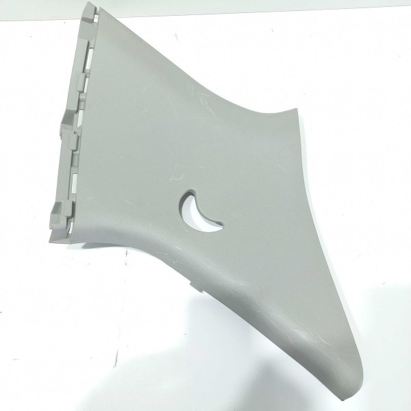 Moldura Coluna Traseira Esquerda Kia Picanto 2010 2011 2012