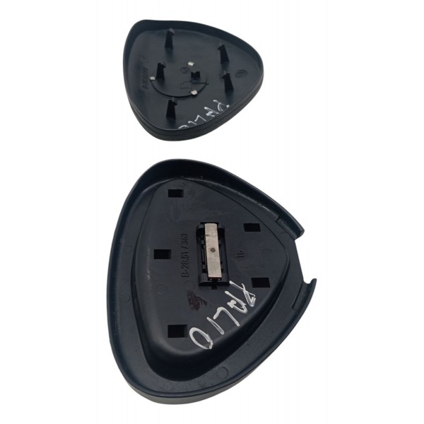 Tampa Buzina Volante Fiat Palio 1.6 2014 2015 Detalhe