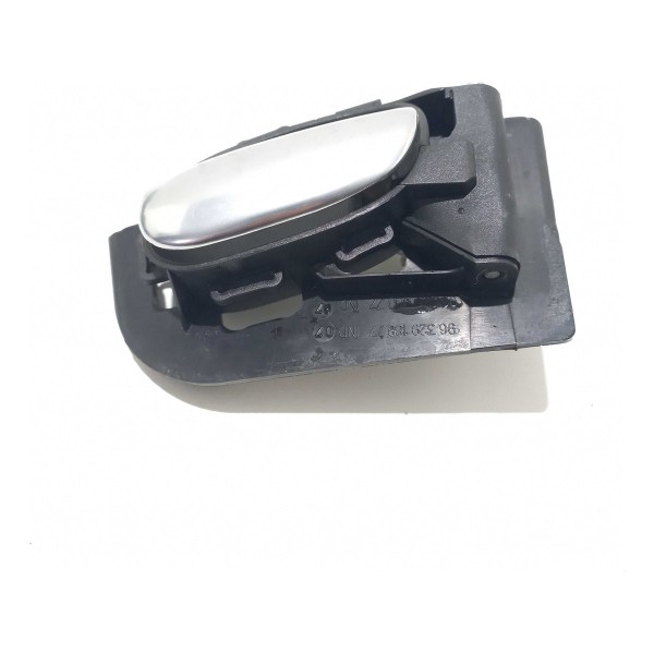 Maçaneta Interna Dianteira Direita Peugeot 307