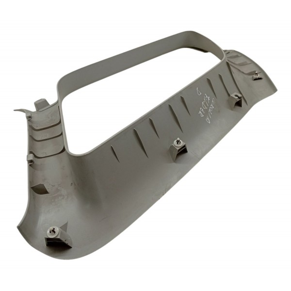 Acabamento Vidro Traseiro Direito Toyota Fielder 2006 2007