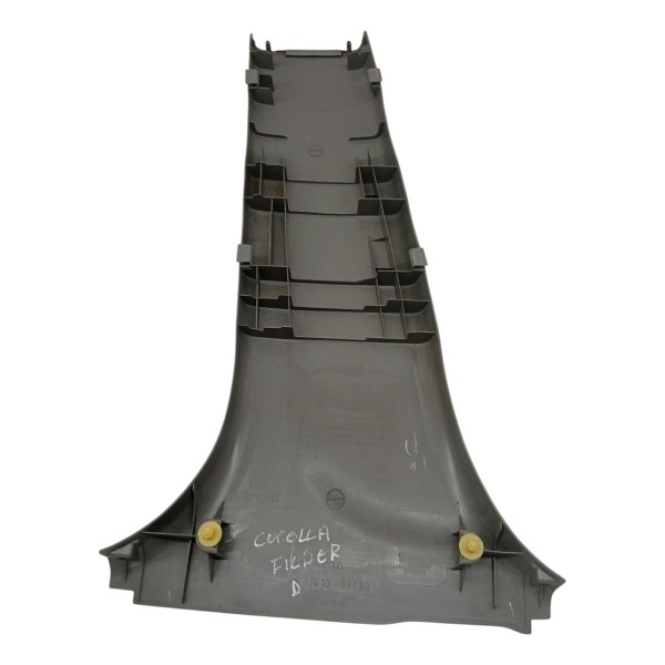 Acabamento Coluna Central Direito Toyota  Fielder 1.8 2006