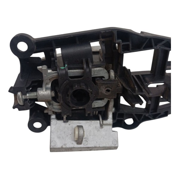 Maçaneta Externa Traseira Direita Chevrolet Sonic 2012 Traseira