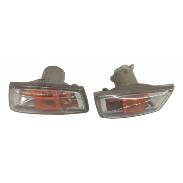 Par Pisca Paralama Chevrolet Sonic 2011 2012 2013 Detalhe