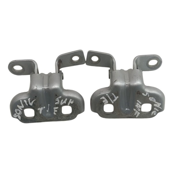 Dobradiça Porta Traseira Esquerda Chevrolet Sonic 2011 2012