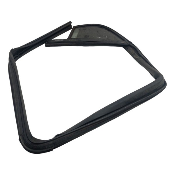 Vidro Fixo Traseiro Esquerdo Chevrolet Sonic 2011 2012