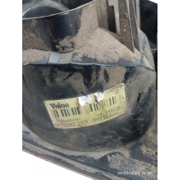 Lanterna Direita Volkswagen Polo 2003 2004 2005 Detalhe