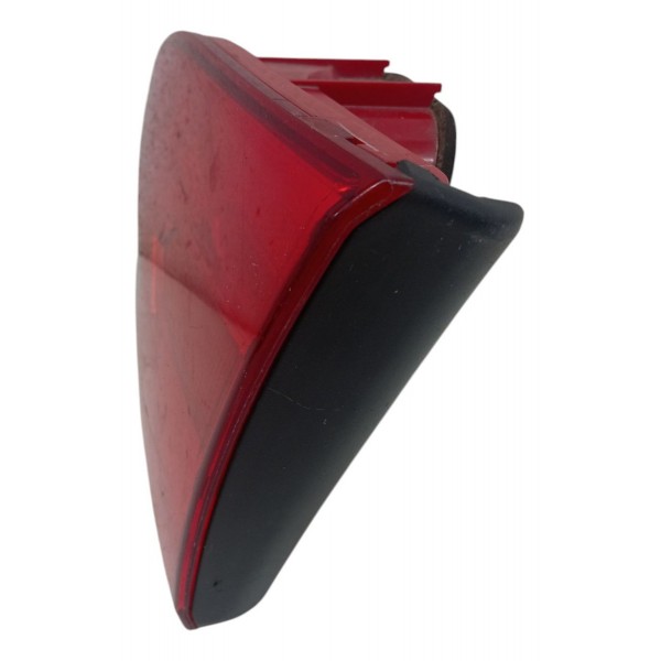 Lanterna Direita Tampa Volkswagen Jetta 2012 2013 Detalhe