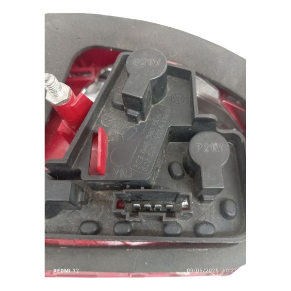 Lanterna Direita Tampa Volkswagen Jetta 2012 2013 Detalhe