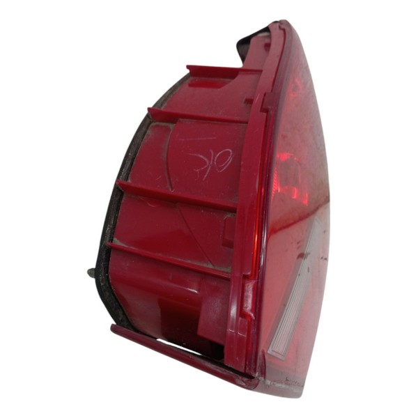 Lanterna Direita Tampa Volkswagen Jetta 2012 2013 Detalhe