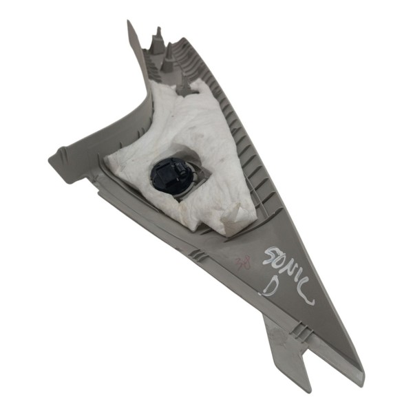 Acabamento Coluna Direita Parabrisa Chevrolet Sonic 2012