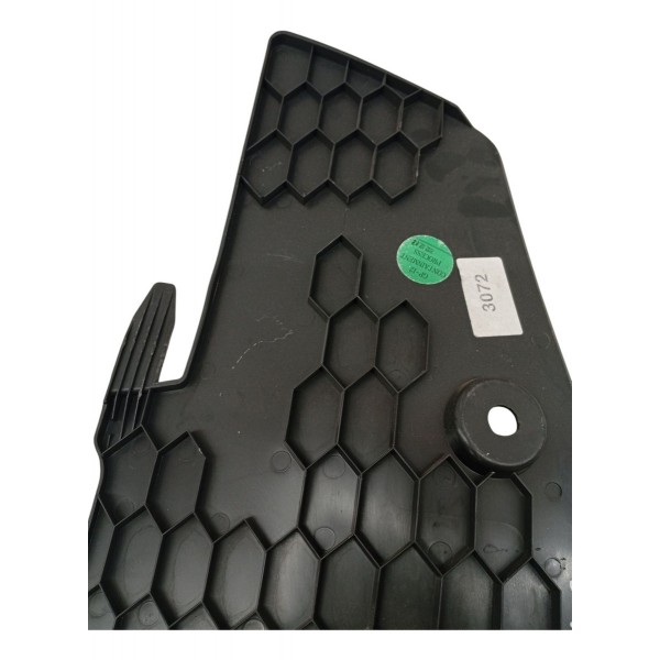 Moldura Esquerda Console Central Chevrolet Sonic 2011 2012