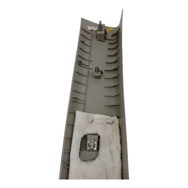 Acabamento Coluna Esquerda Parabrisa Chevrolet Sonic 2012