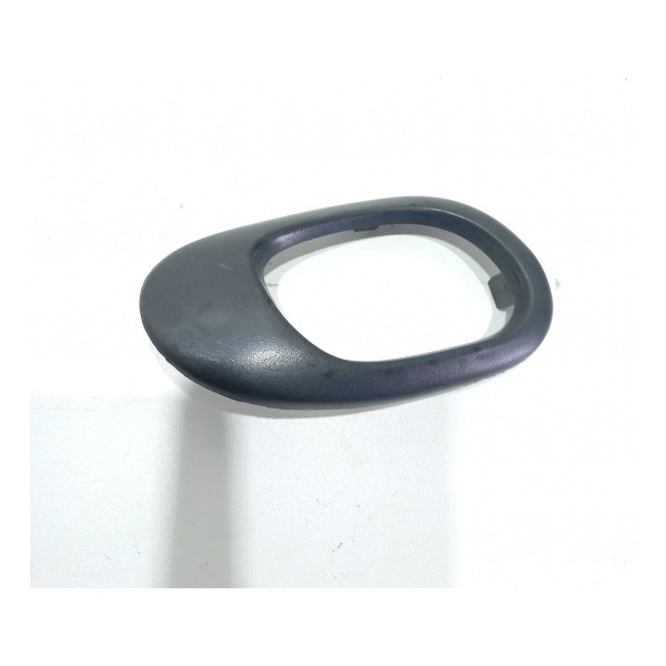 Moldura Maçaneta Interna Dianteira Esquerda Peugeot 206 Preto Dianteira