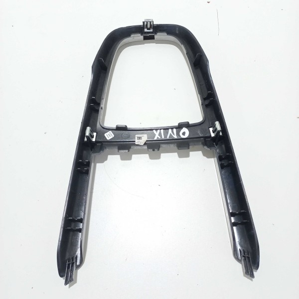 Moldura Console Central Câmbio Gm Onix 2019