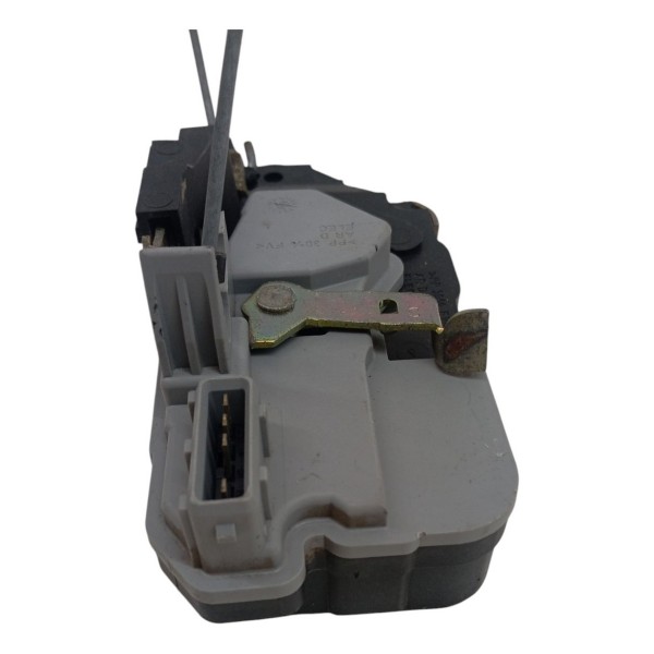 Fechadura Traseira Direita Peugeot 206 2004 2005