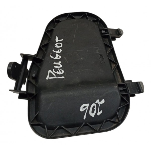 Tampa Farol Esquerdo Peugeot 206 1.4 2004 2005 Detalhe