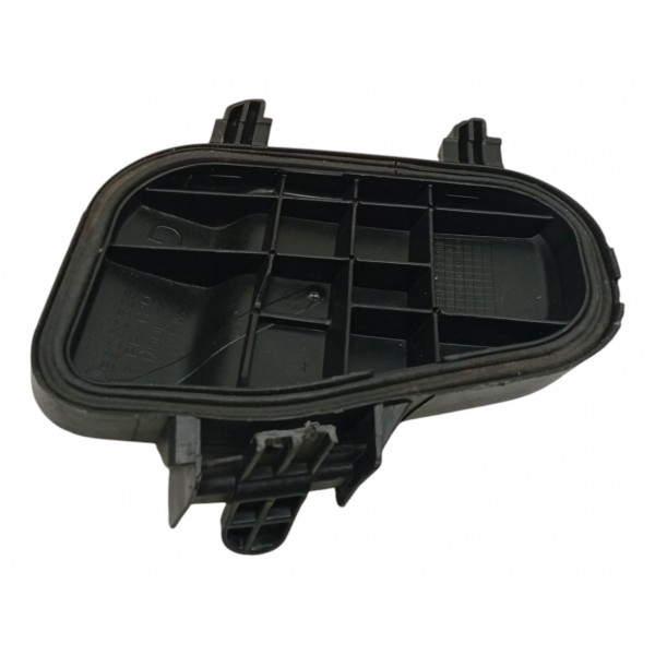 Tampa Farol Esquerdo Peugeot 206 1.4 2004 2005 Detalhe