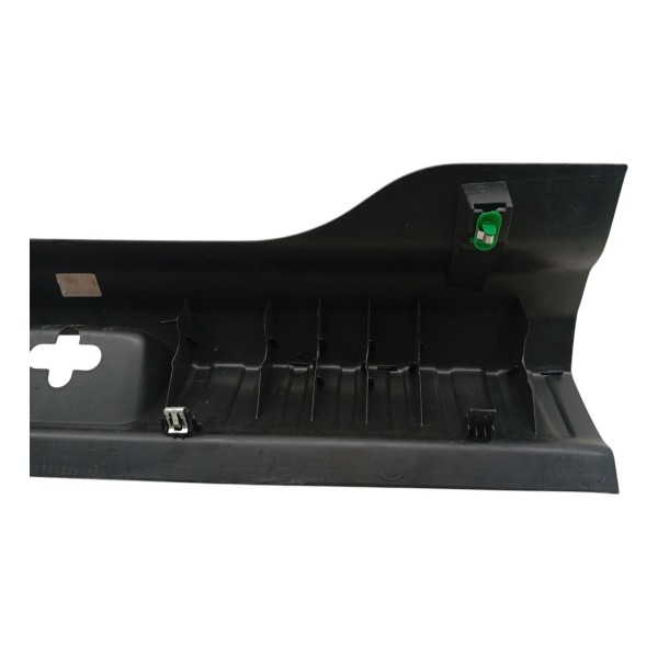 Soleira Interna Porta Malas Chevrolet Onix 2020 2021