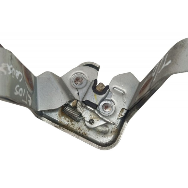 Trava Banco Traseiro Direito Toyota Etios 2015 2016