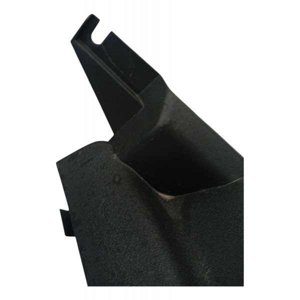 Acabamento Esquerdo Porta Malas Toyota Etios 2020 2021 2022