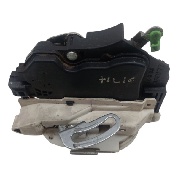 Fechadura Dianteira Esquerda Mitsubishi Airtrack 2007 2008