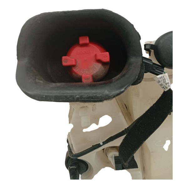 Reservatório Água Parabrisa Partida Frio Renault Captur 2021