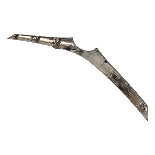 Moldura Grade Parachoque Dianteiro Toyota Corolla 2016 2017